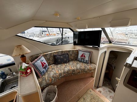 Bayliner 3258-AVANTI-COMMAND-BRIDGE image