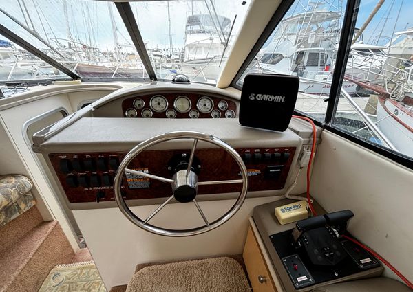 Bayliner 3258-AVANTI-COMMAND-BRIDGE image