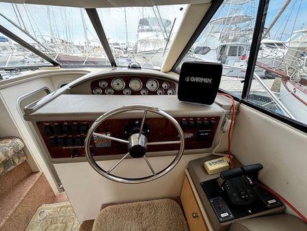 Bayliner 3258-AVANTI-COMMAND-BRIDGE image