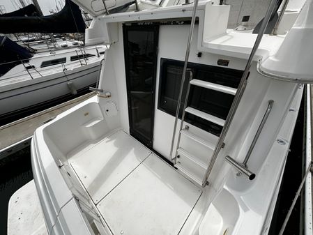 Bayliner 3258-AVANTI-COMMAND-BRIDGE image