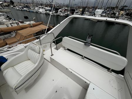 Bayliner 3258-AVANTI-COMMAND-BRIDGE image