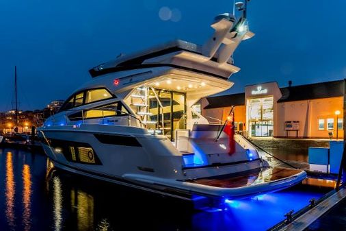 Fairline SQUADRON-50 image