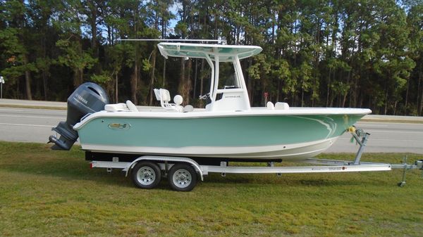 Sea Hunt 219 Ultra