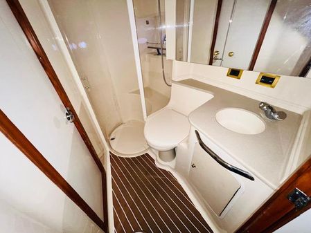 Sea Ray 460 Sundancer image