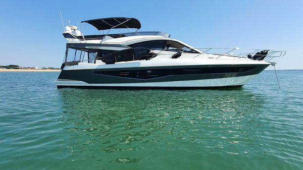 Galeon 550 Fly