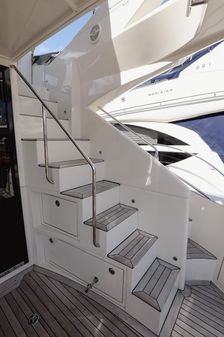Marquis 500 Sport Yacht image