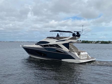 Marquis 500 Sport Yacht image