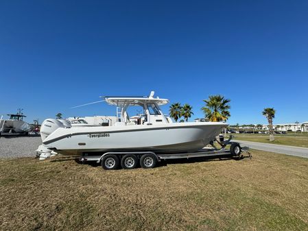 Everglades 335 Center Console image