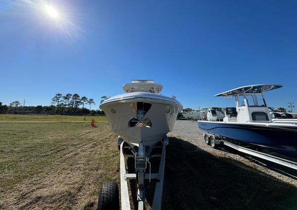 Everglades 335 Center Console image