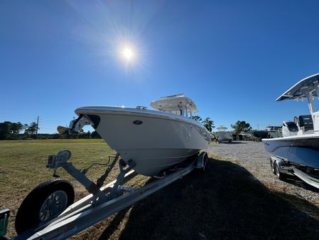 Everglades 335 Center Console image