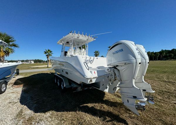 Everglades 335 Center Console image