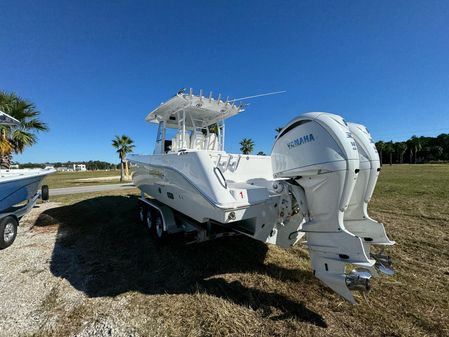 Everglades 335 Center Console image