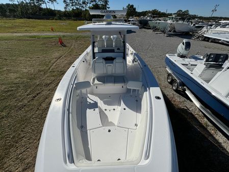 Everglades 335 Center Console image