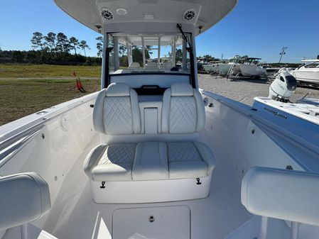 Everglades 335 Center Console image