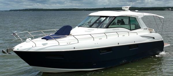 Cruisers Yachts 48 Cantius image