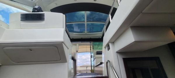 Cruisers Yachts 48 Cantius image