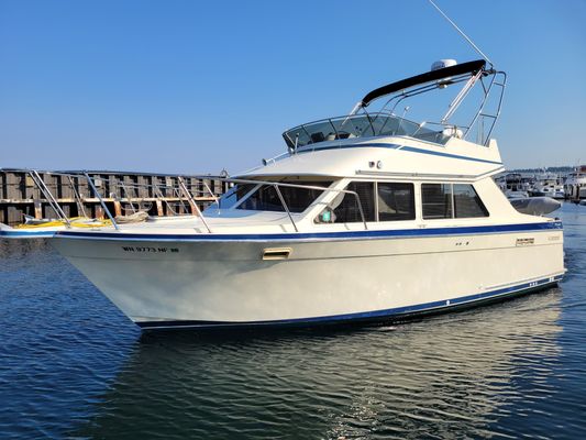 Tollycraft 30-SPORT-CRUISER - main image