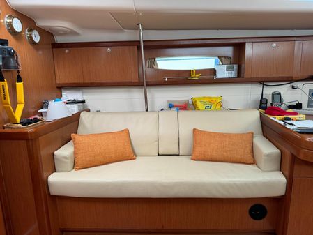 Beneteau Oceanis 50 image