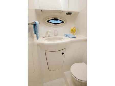 Bayliner 300 image