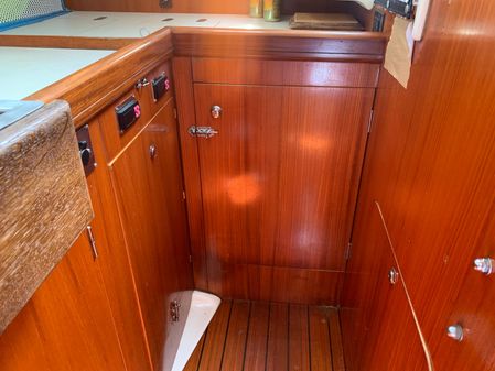 Beneteau Oceanis 400 image