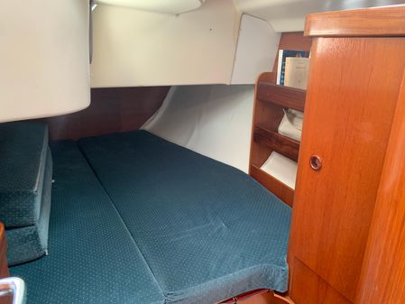 Beneteau Oceanis 400 image