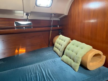 Beneteau Oceanis 400 image