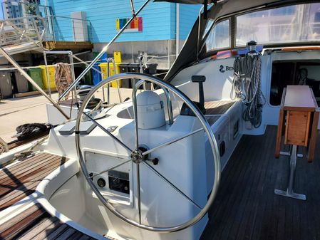 Beneteau Oceanis 473 image