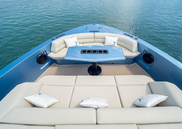 Vanquish Yachts VQ58 image