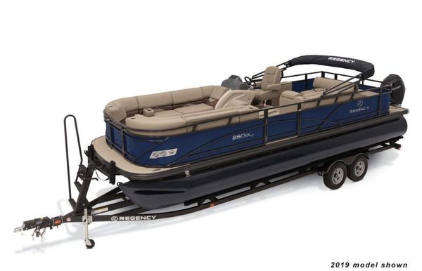 Regency Luxury Pontoons A Grand Way To Unwind Stokley S