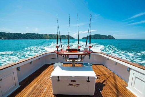 Maverick-yachts-costa-rica 42-FLYBRIDGE image