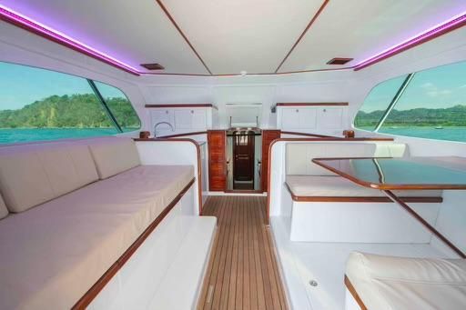 Maverick-yachts-costa-rica 42-FLYBRIDGE image