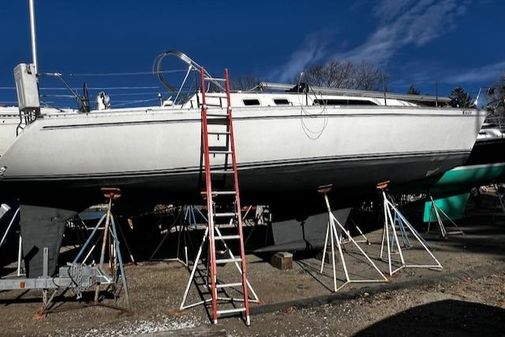 Cs CANADIAN-SAILCRAFT-40-SLOOP image