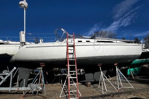 Cs CANADIAN-SAILCRAFT-40-SLOOP image