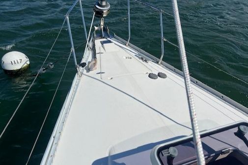 Cs CANADIAN-SAILCRAFT-40-SLOOP image