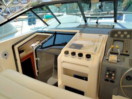 Tiara Yachts Express image