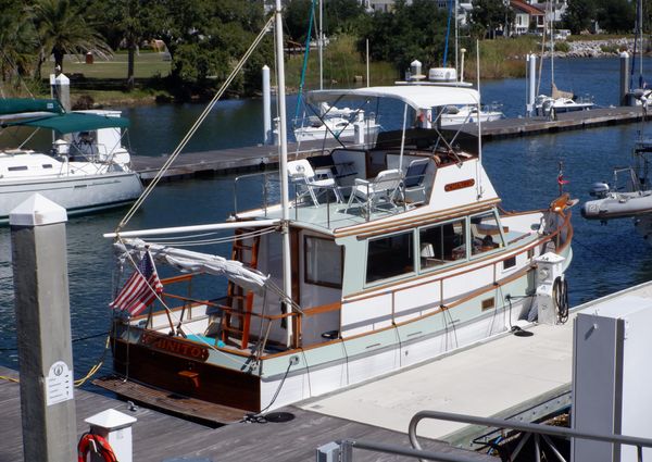 Grand Banks 32 Sedan Trawler image