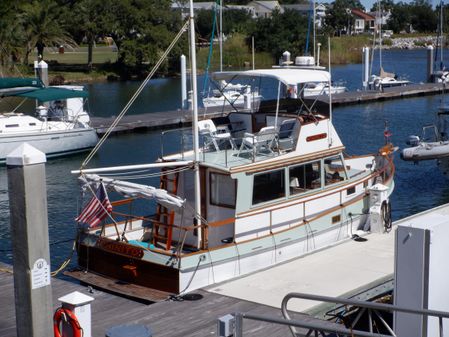 Grand Banks 32 Sedan Trawler image