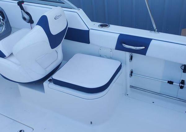 Robalo R227-DUAL-CONSOLE image