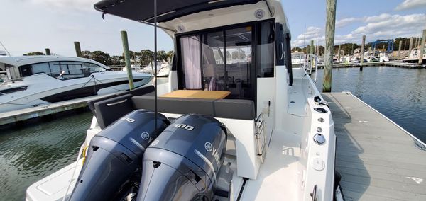 Jeanneau NC 1095 Weekender image