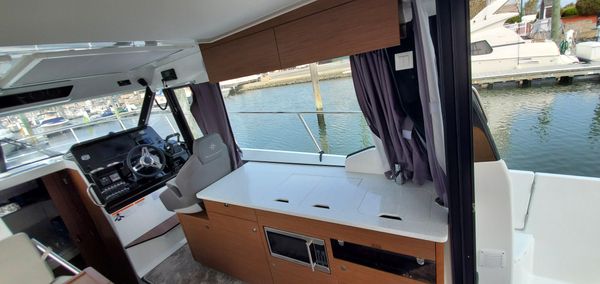 Jeanneau NC 1095 Weekender image