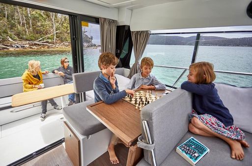 Jeanneau NC 1095 Weekender image
