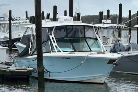 Cobia 280 Dual Console