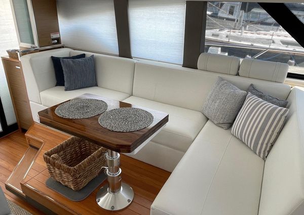 Tiara Yachts C44 Coupe image