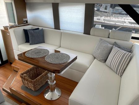 Tiara Yachts C44 Coupe image