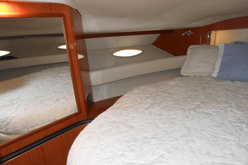 Sea Ray 40 Sundancer image