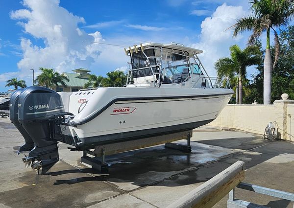 Boston-whaler 290-OUTRAGE image