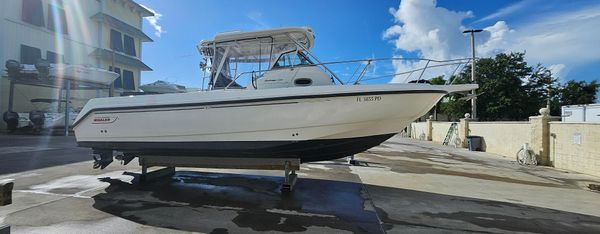 Boston-whaler 290-OUTRAGE image