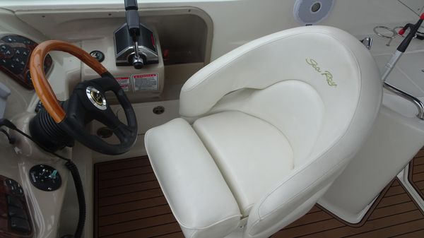 Sea Ray 280 Sundancer image