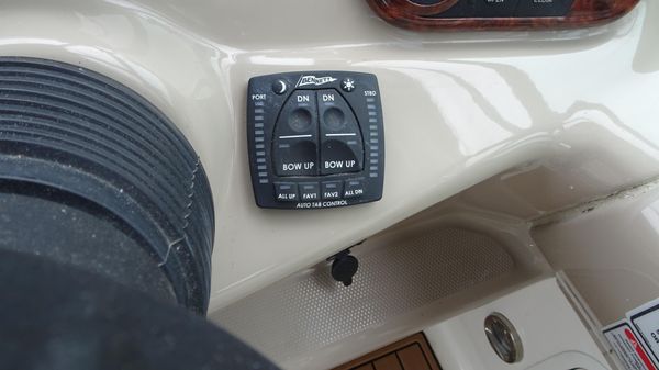 Sea Ray 280 Sundancer image