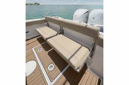 Everglades 285-CENTER-CONSOLE image